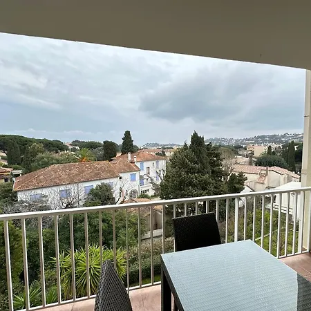 Cosy à Sur Cavalaire-sur-Mer